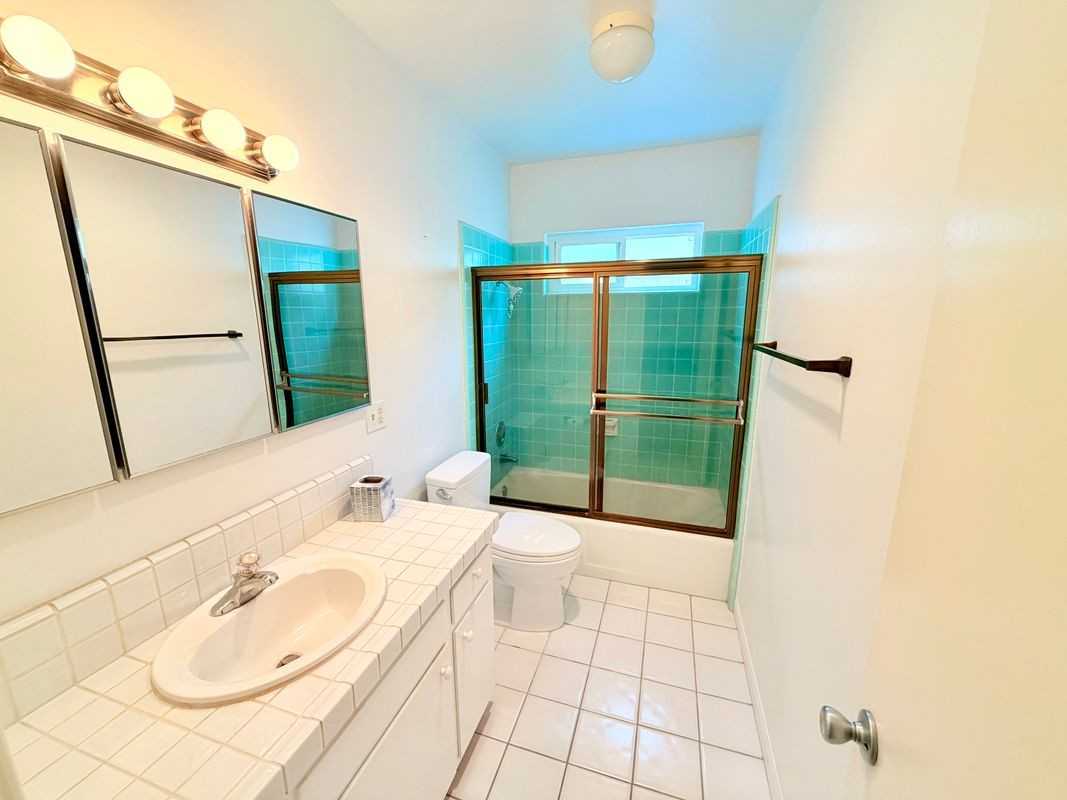 111 Avenida Del Poniente - Photo 4 of 11