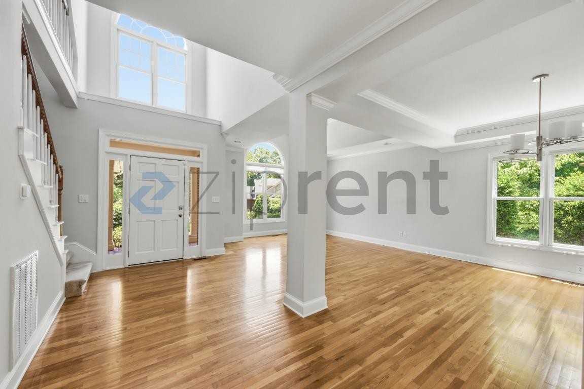 73201 Burrington - Photo 5 of 50