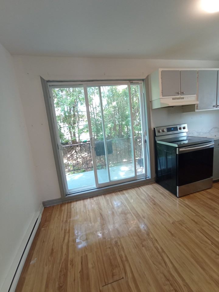 13068 Rue Ramsay #2 - Photo 3 of 15
