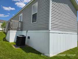 featured image of 64 Eagle Dr #64