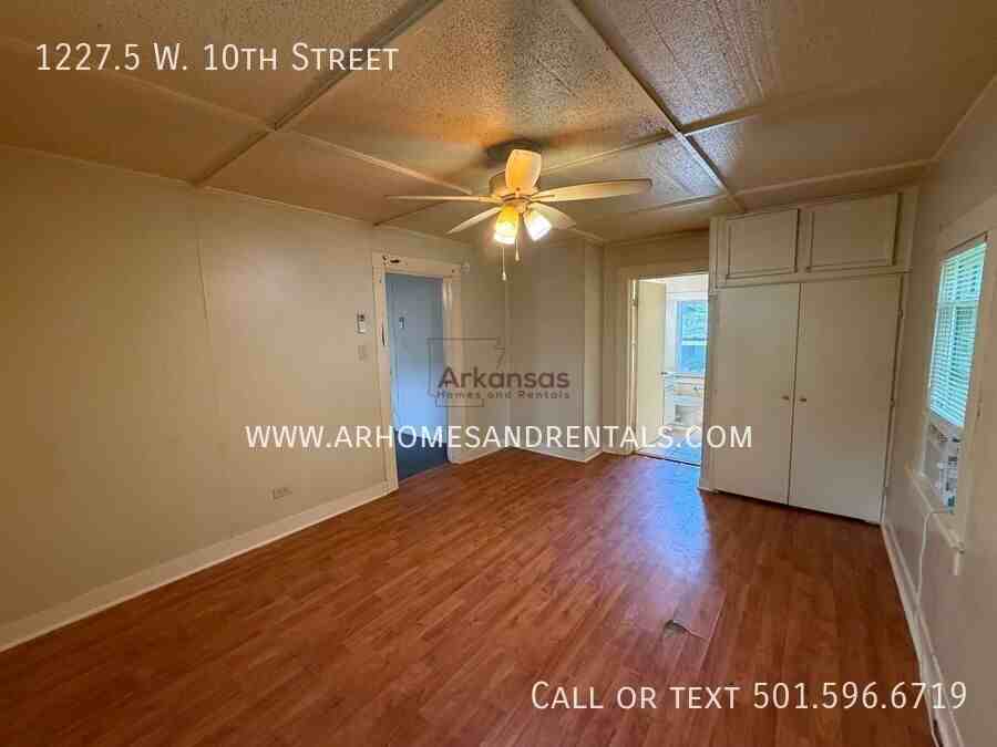1227 W 10th St - Photo 2 of 8