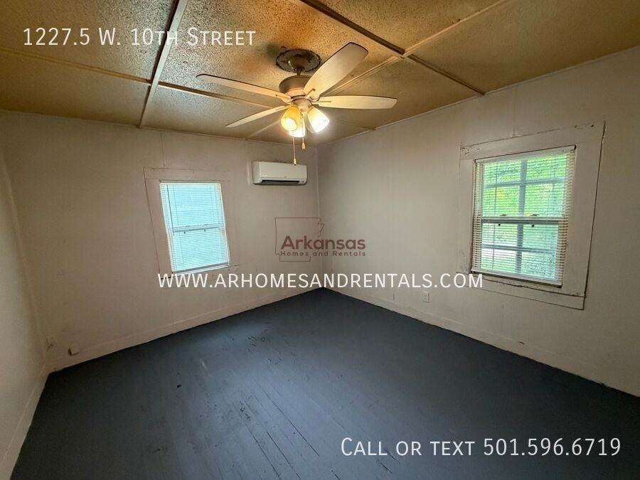 1227 W 10th St - Photo 7 of 8