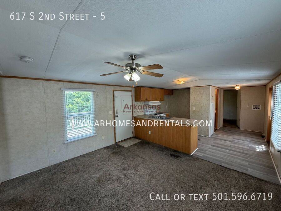 617 S 2nd St #5 - Photo 2 of 10