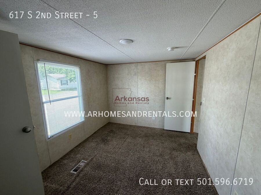 617 S 2nd St #5 - Photo 7 of 10