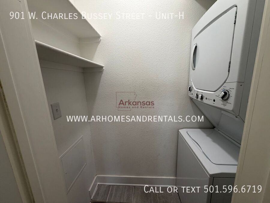 901 W Charles Bussey Ave #H - Photo 6 of 10
