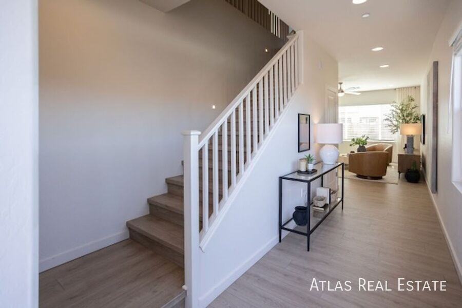 2376 N 79th Pl - Photo 3 of 28