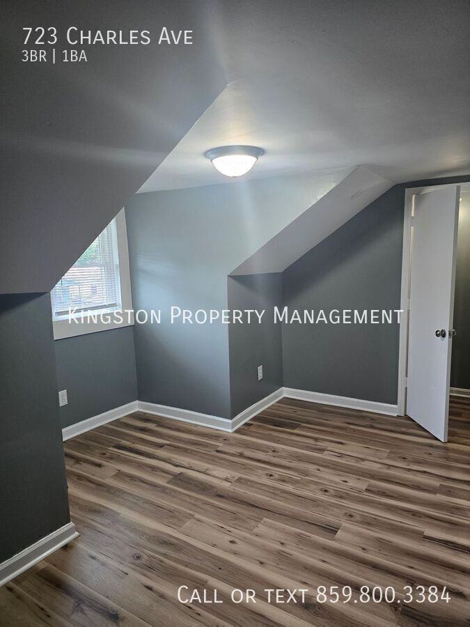 723 Charles Ave - Photo 2 of 11