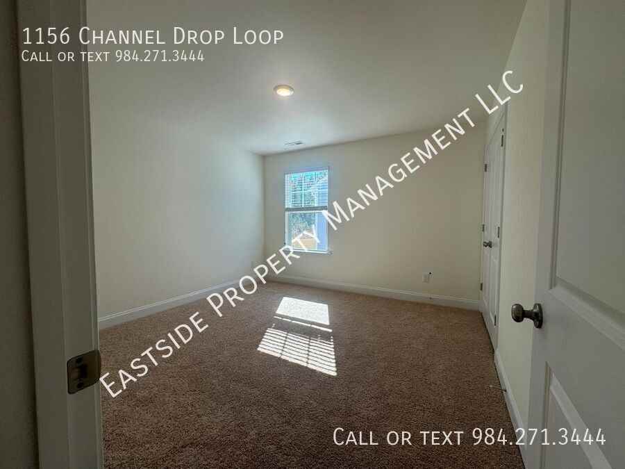 1156 Channel Drop Loop - Photo 7 of 17
