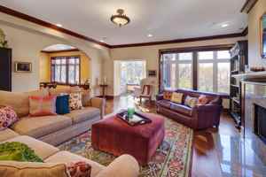featured image of 5131 S Kimbark Ave #4