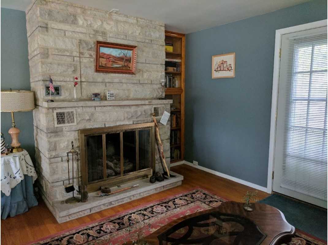 215 W Cass St - Photo 2 of 14