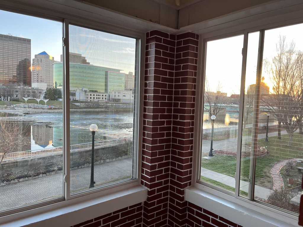 22 Emmet St #17