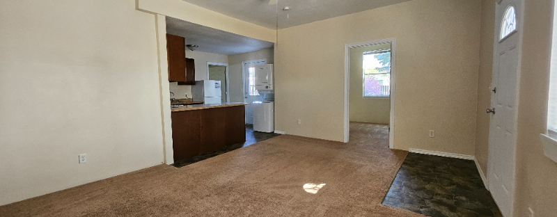 24 E Adams St #B - Photo 7 of 18
