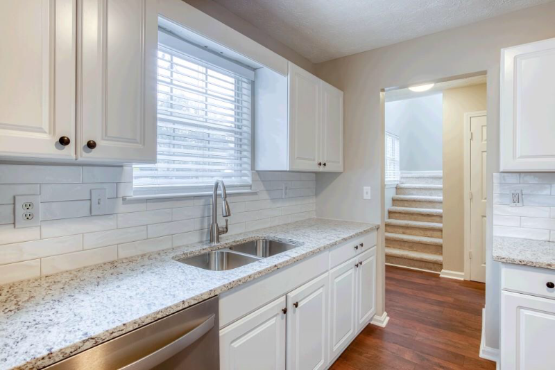 3036 Regal Park Ct - Photo 5 of 33