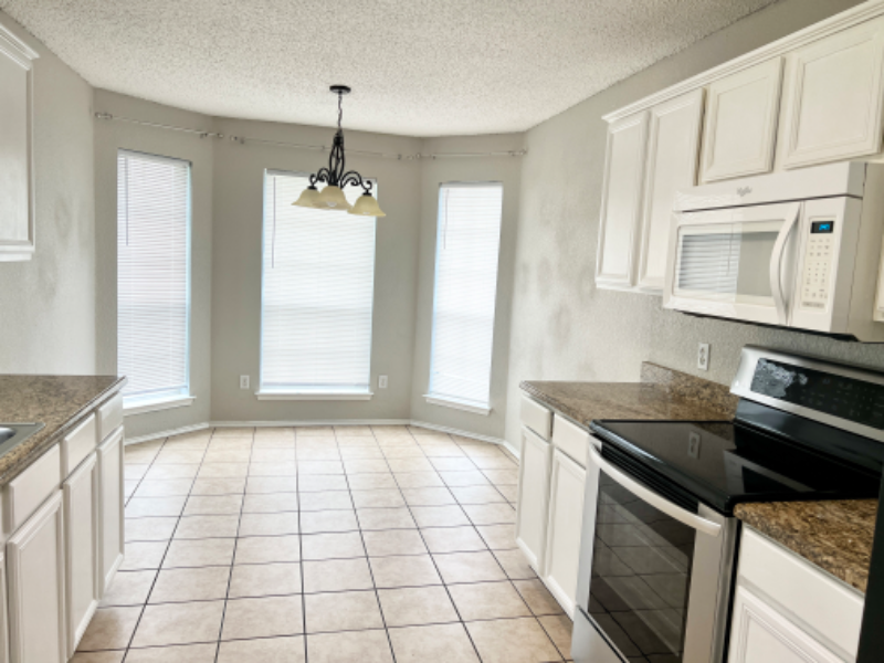 6800 Beaty St - Photo 5 of 15