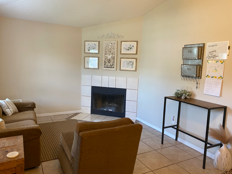 4109 King Edward Dr #2 - Photo 3 of 21