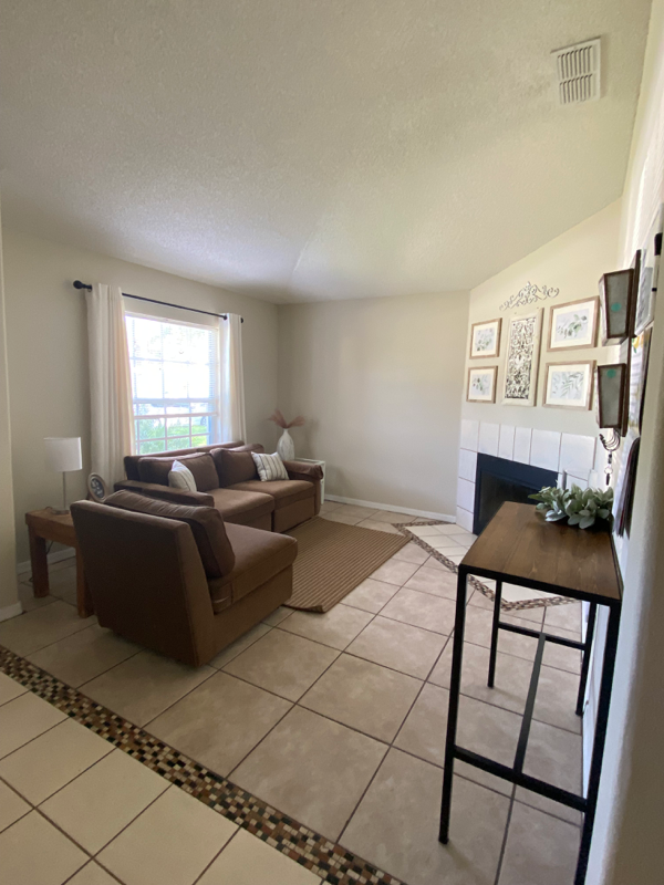 4109 King Edward Dr #2 - Photo 6 of 21