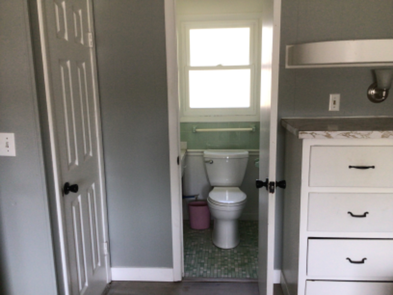 1513 1/2 Carr St #C - Photo 2 of 5