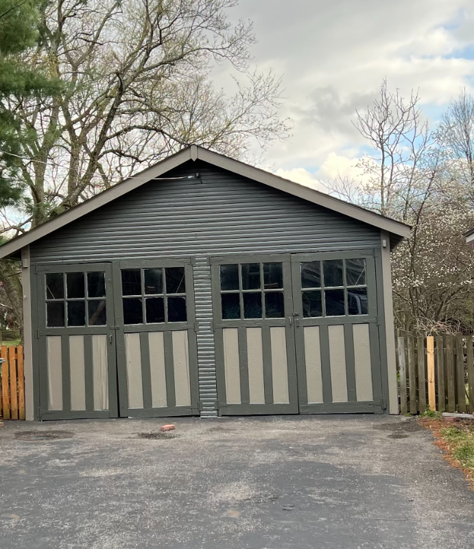 131 Glenmont Ave - Photo 4 of 30