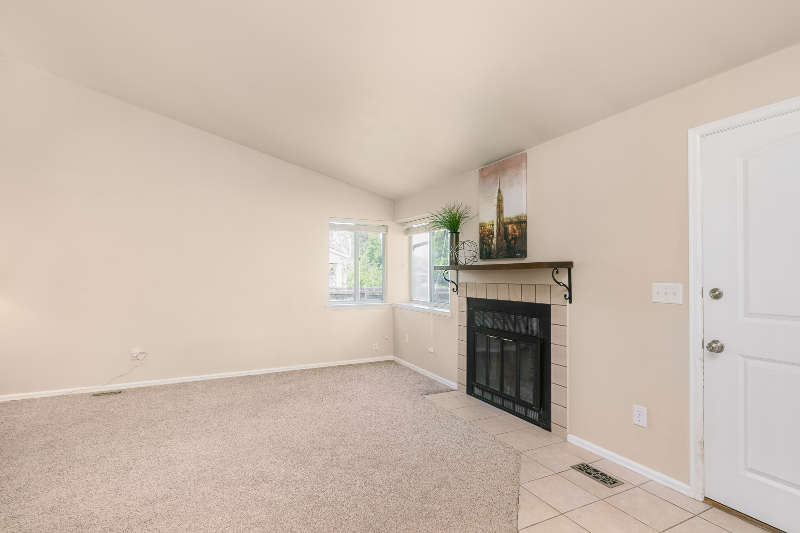 31 Sweeney St - Photo 5 of 25