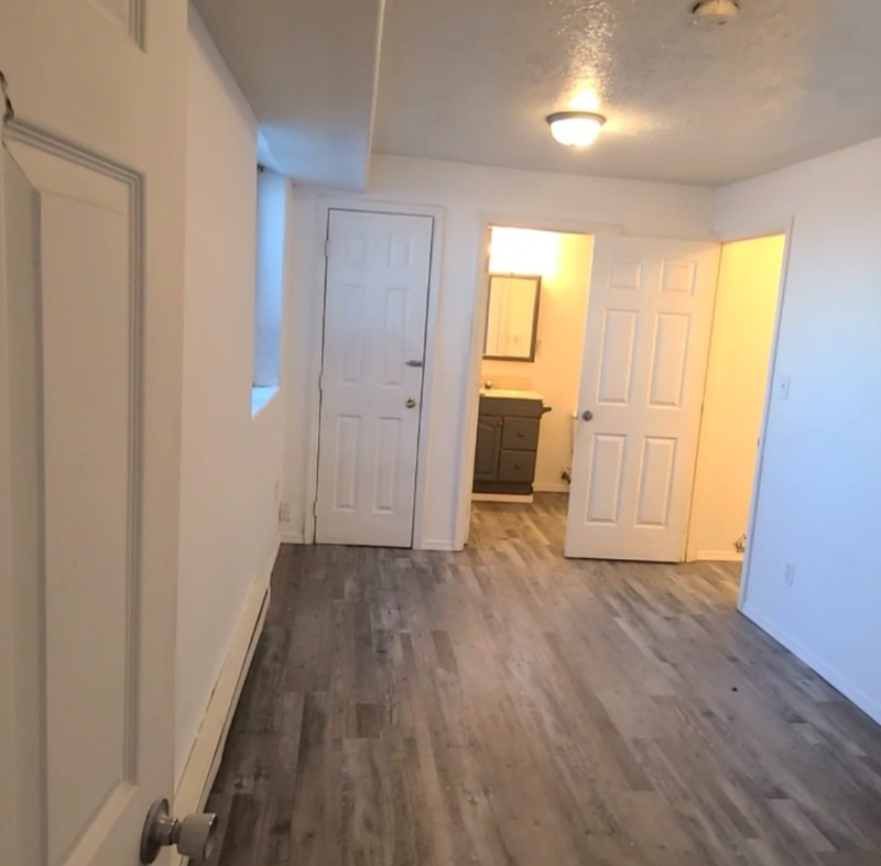 3250 Ne #A - Photo 2 of 8