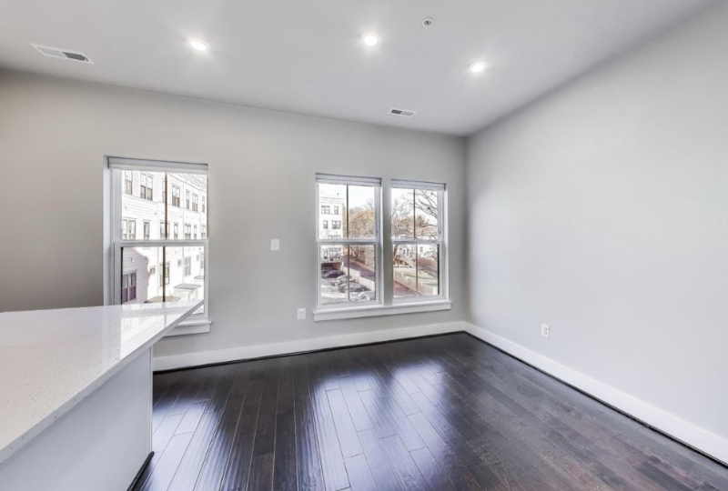 915 Elder St Nw #C - Photo 6 of 20
