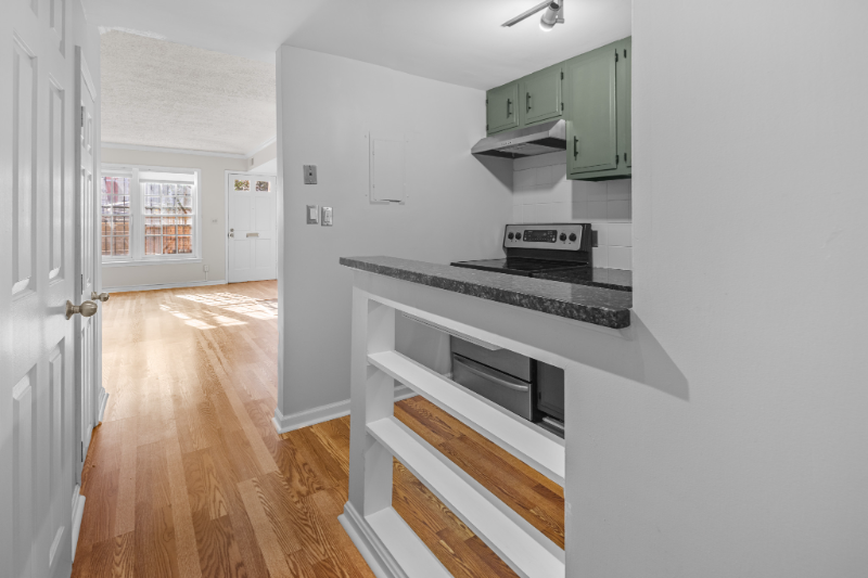 1957 1/2 Calvert St Nw - Photo 6 of 16