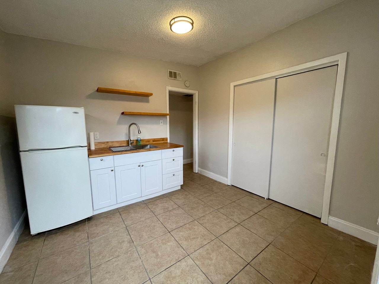 11630 Cameron St #C - Photo 2 of 6