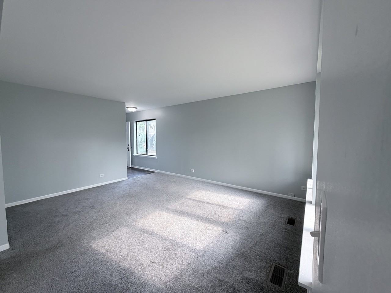 2 Elm Ct - Photo 3 of 11