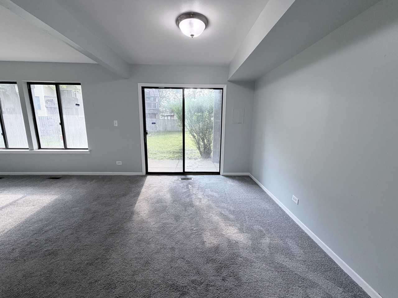 2 Elm Ct - Photo 4 of 11