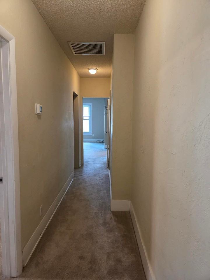 31B Saragossa St #B - Photo 4 of 8