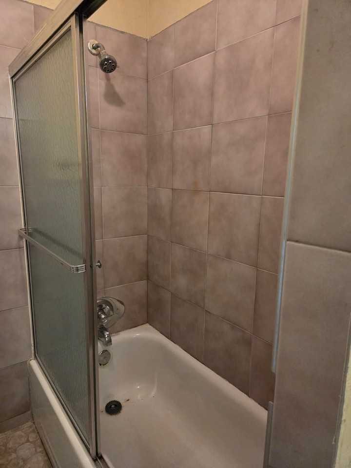 31B Saragossa St #B - Photo 7 of 8