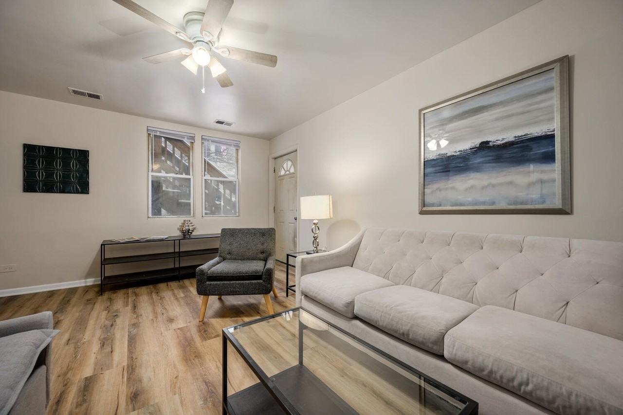 1720 N Saint Louis Ave #1 - Photo 3 of 12