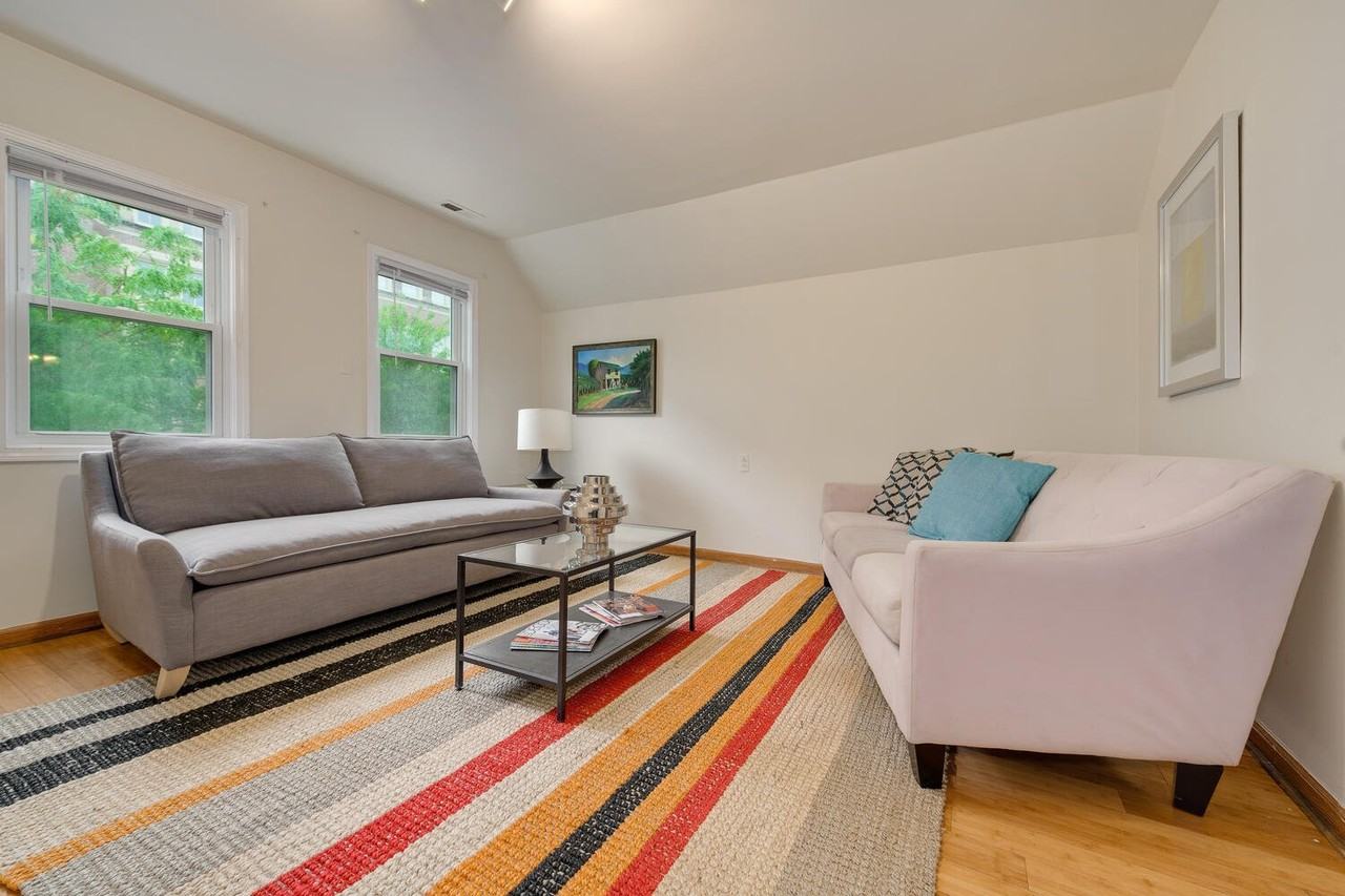 1720 N Saint Louis Ave #2 - Photo 3 of 20