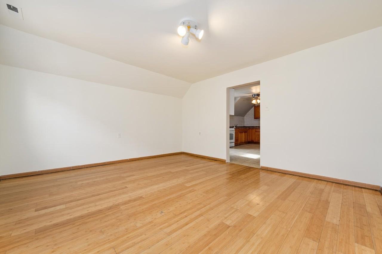 1720 N Saint Louis Ave #2 - Photo 5 of 20