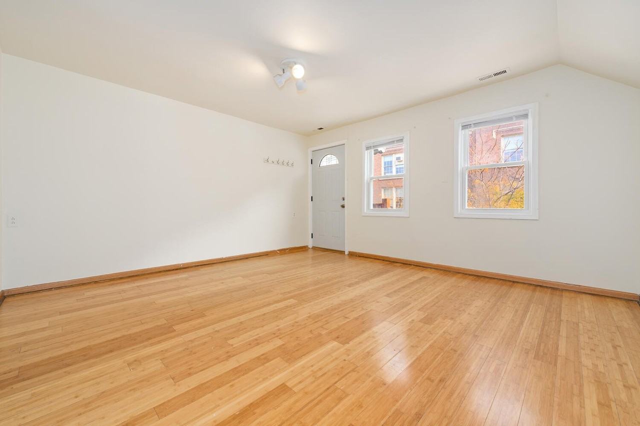 1720 N Saint Louis Ave #2 - Photo 6 of 20