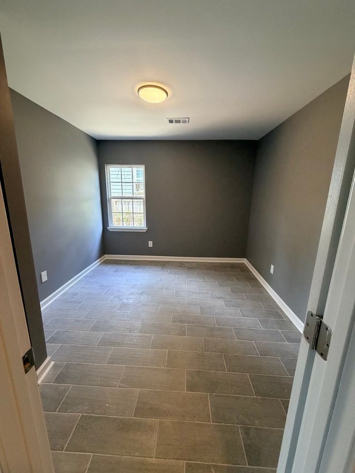 854 Josephine St - Photo 7 of 13