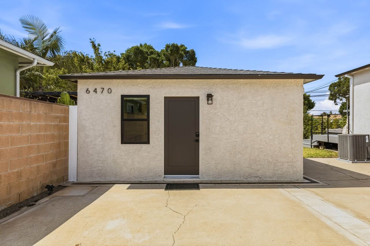 6470 W 85th Pl - Photo 7 of 10