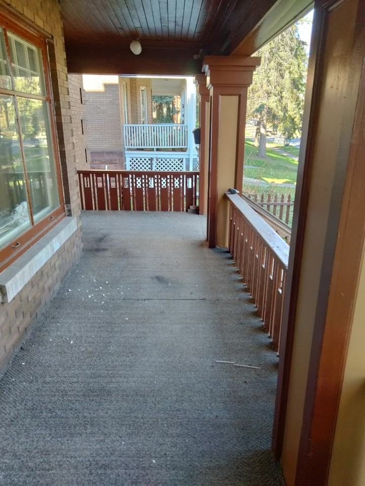 1519 E 2nd St #2 - Photo 2 of 13