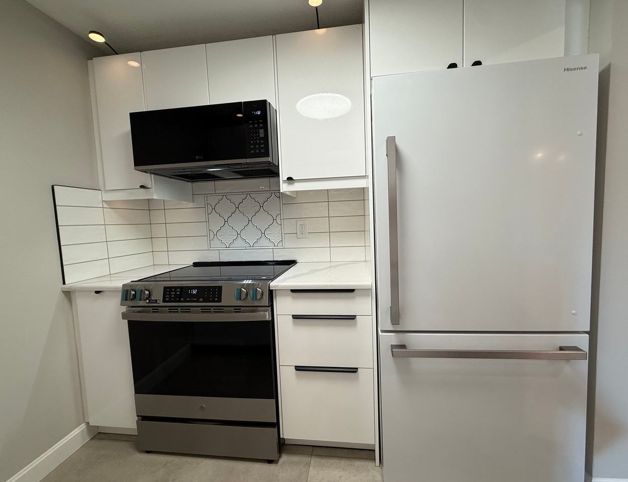 750 Farm Rd #128 - Photo 3 of 20