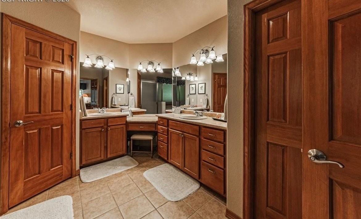 1630 Oakmont Dr - Photo 6 of 23