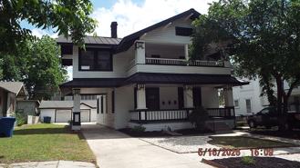 940 W Mulberry, Upstairs, Front, - Photo 1 of 1