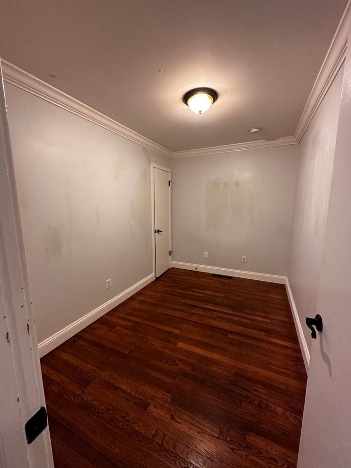 1712 Henry Rd - Photo 4 of 14