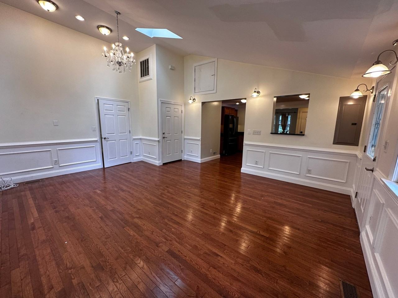 1712 Henry Rd - Photo 6 of 14