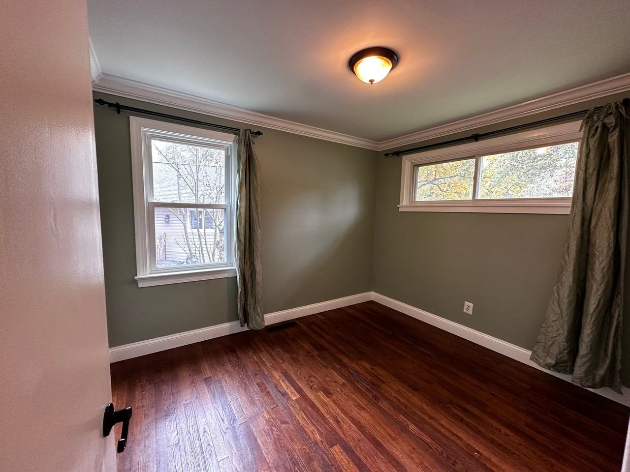 1712 Henry Rd - Photo 7 of 14