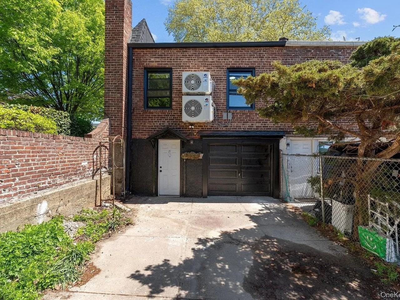 2402 96th St - Photo 5 of 5