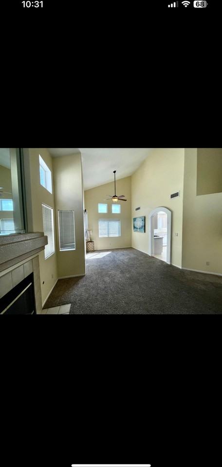 250 Camelback Ridge Ave - Photo 5 of 14