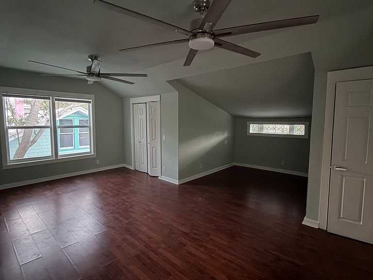 416 Sw California Ave - Photo 6 of 8