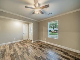 featured image of 1813 Tompkins Dr
