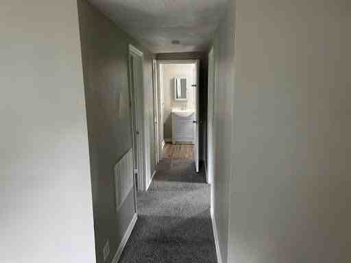 2405 N River Blvd - Photo 5 of 10