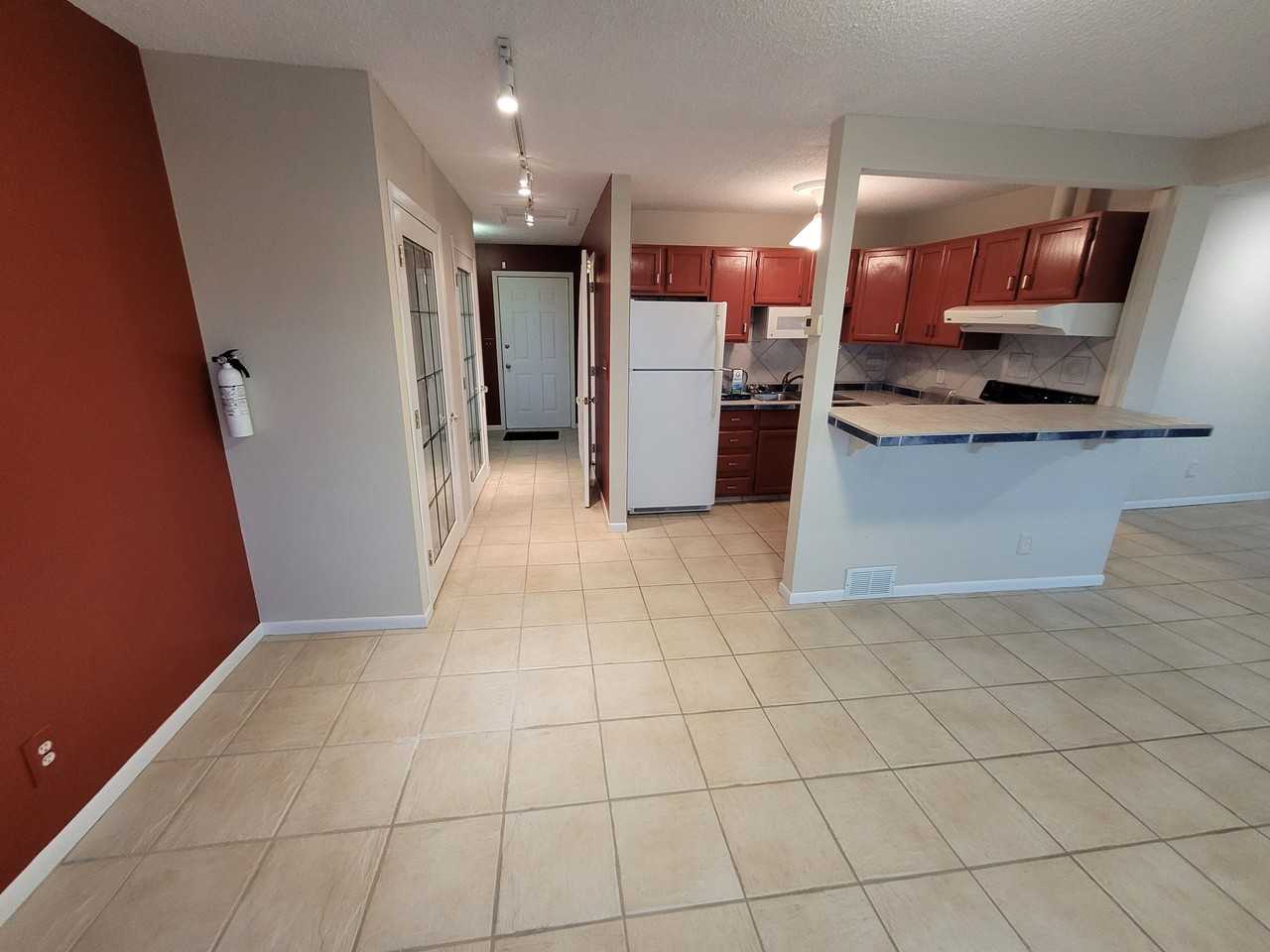 2009 London Rd - Photo 5 of 10
